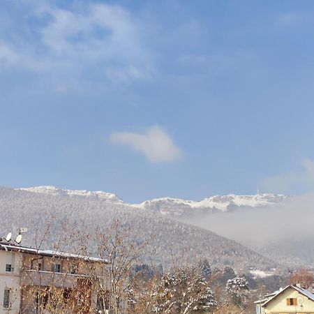 Luxury Apartment «Le Jurassien», Gex-Geneve Cessy Esterno foto